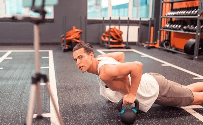 Fitness and Sports Influencers, Industries Using Photo Cutout Service