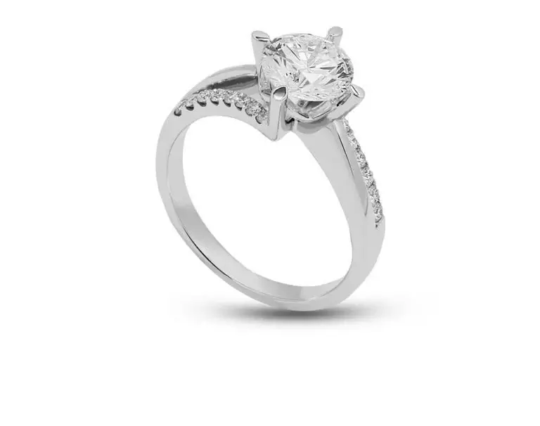 Jewelry photo editing sample