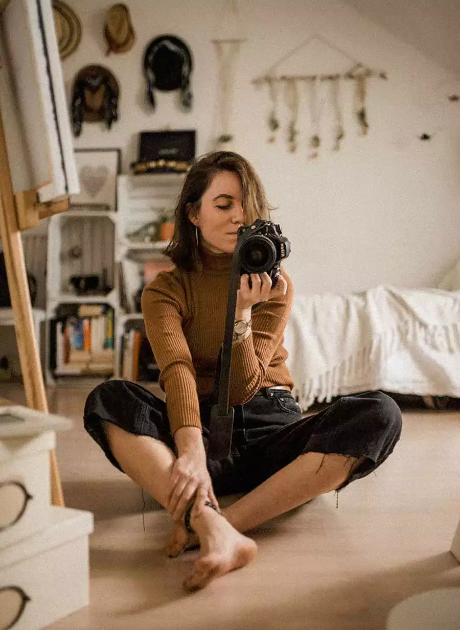 comfortable and safe environment, take self-portraits