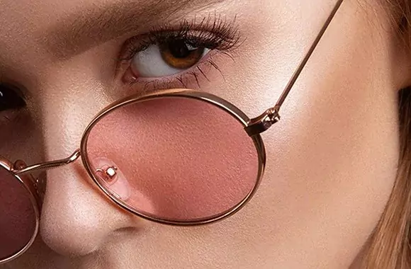 sunglass girl photo retouching after sunglass girl photo retouching