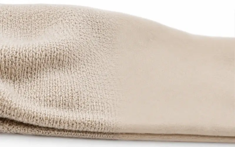 Product texture fading after heavy photo retouching