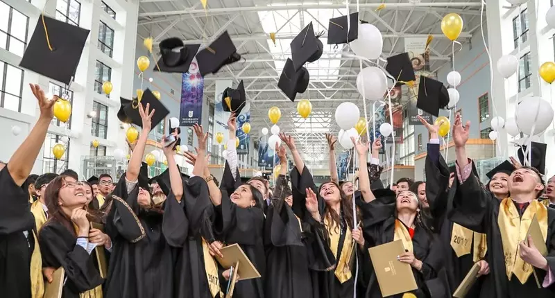 Balloon Arrangement that Spells Out "Congrats"